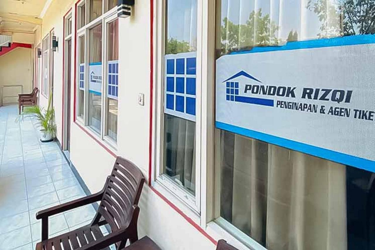 Penginapan Pondok Rizqi Syariah Brebek Exterior foto