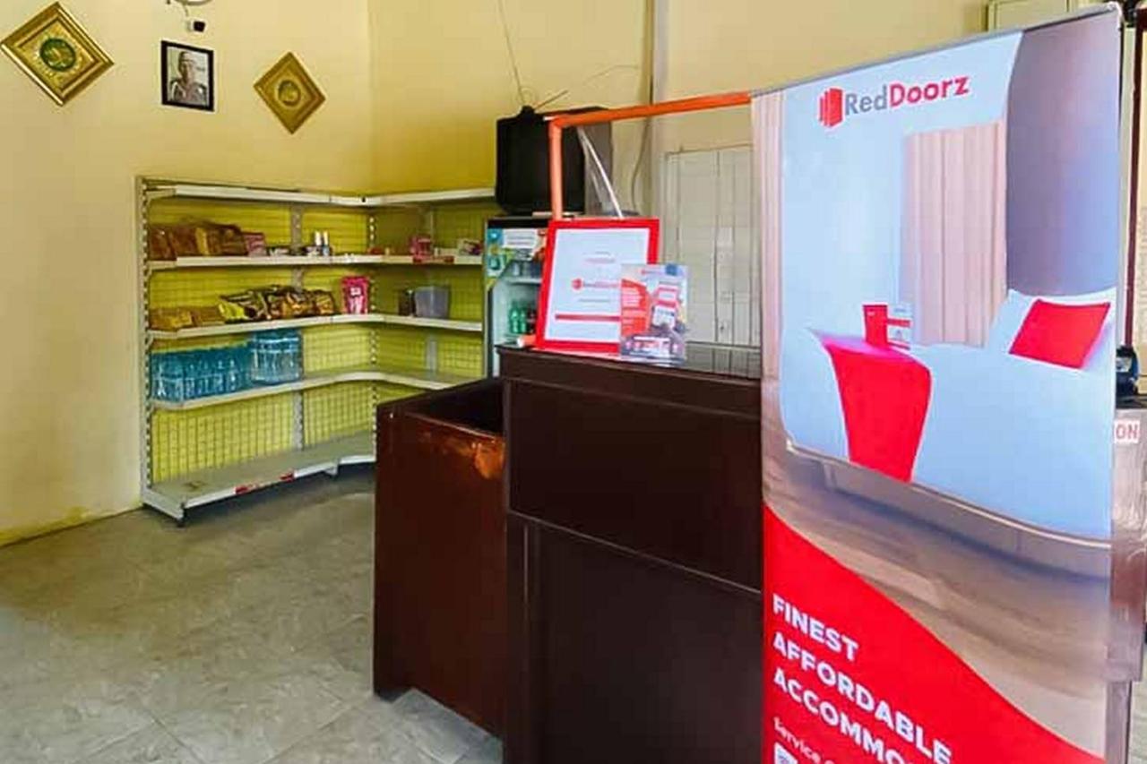 Penginapan Pondok Rizqi Syariah Brebek Exterior foto